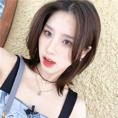 九尾藏不住